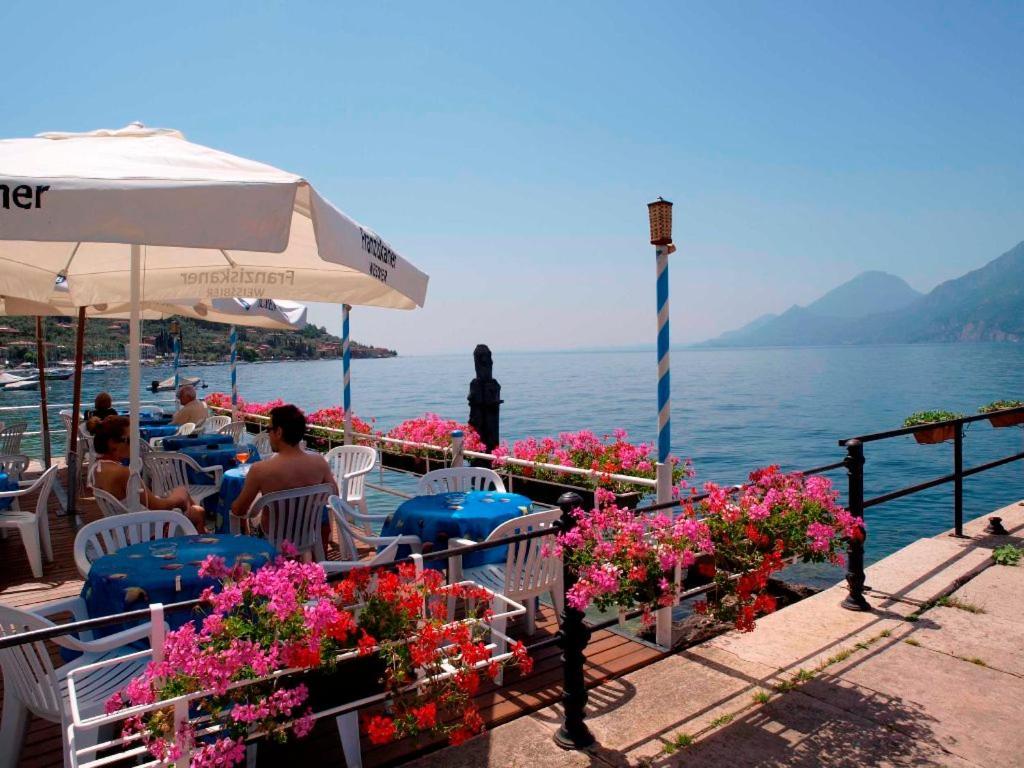 Hotel Eden Brenzone sul Garda Ngoại thất bức ảnh