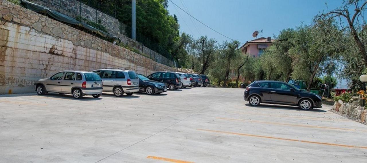 Hotel Eden Brenzone sul Garda Ngoại thất bức ảnh