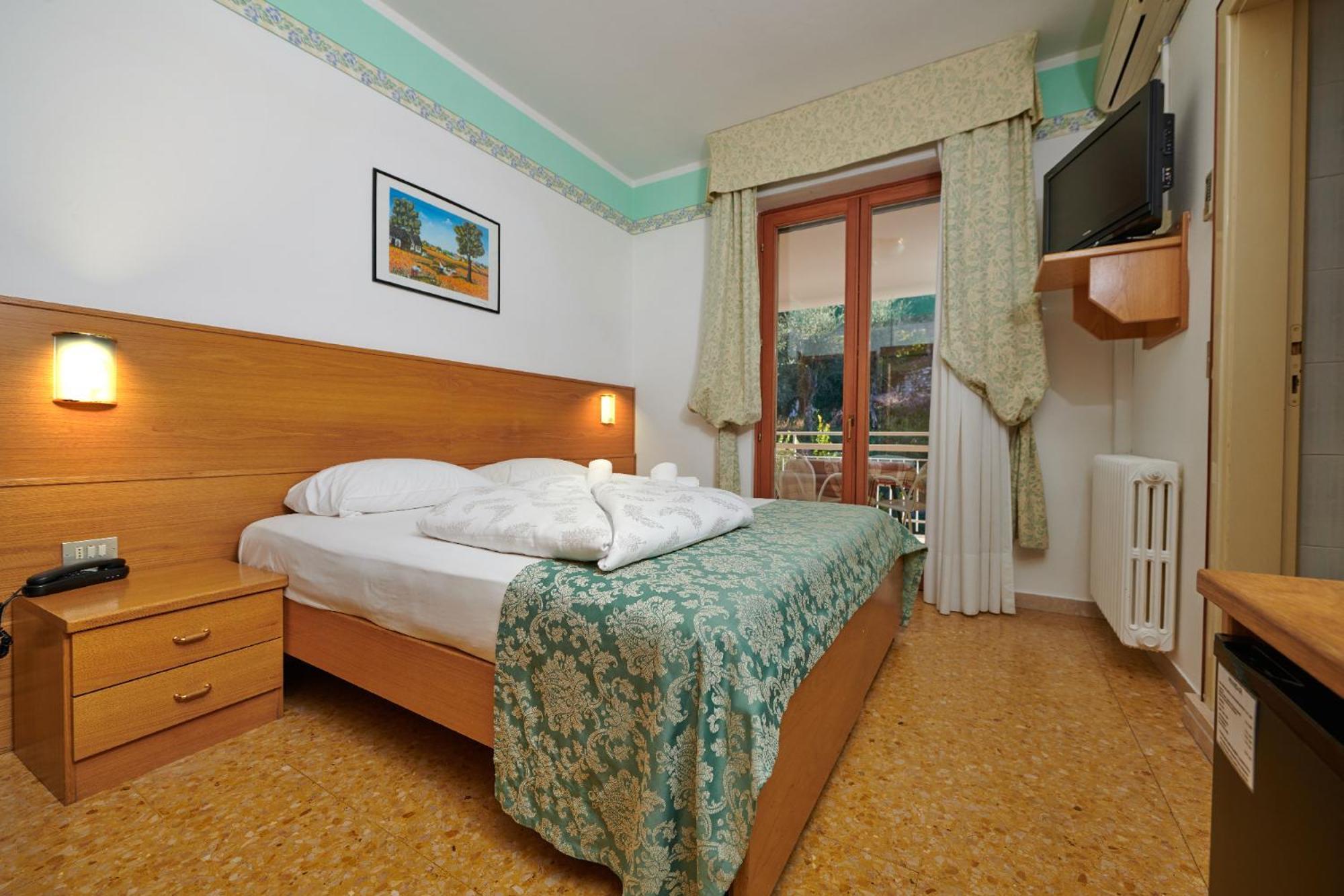 Hotel Eden Brenzone sul Garda Phòng bức ảnh