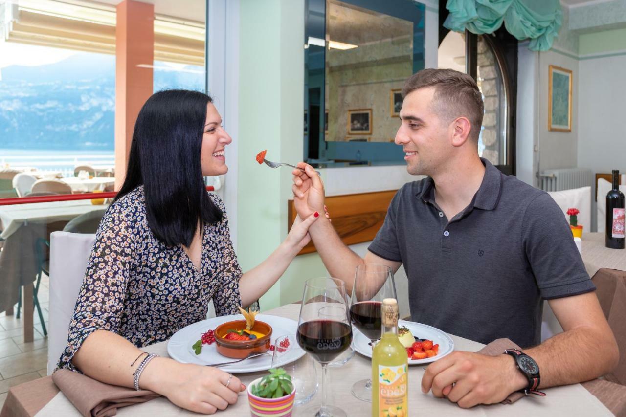 Hotel Eden Brenzone sul Garda Ngoại thất bức ảnh