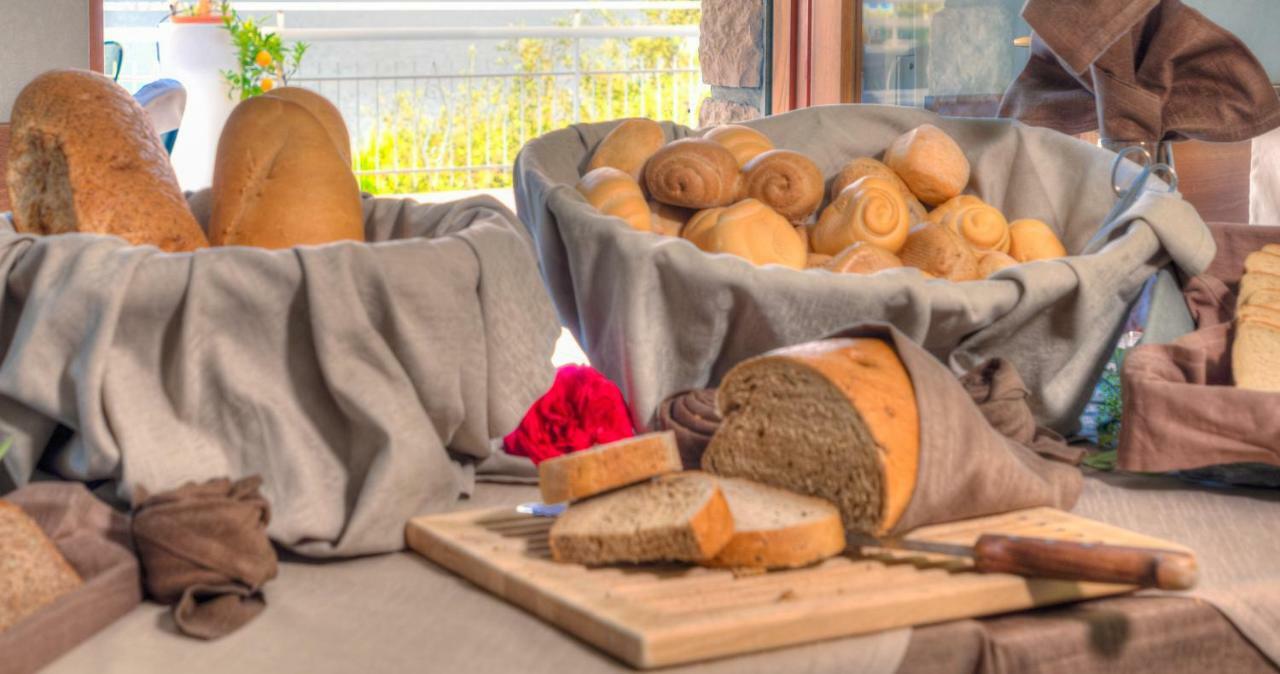 Hotel Eden Brenzone sul Garda Ngoại thất bức ảnh